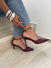 Talons red wine