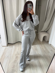 Ensemble dyla gris