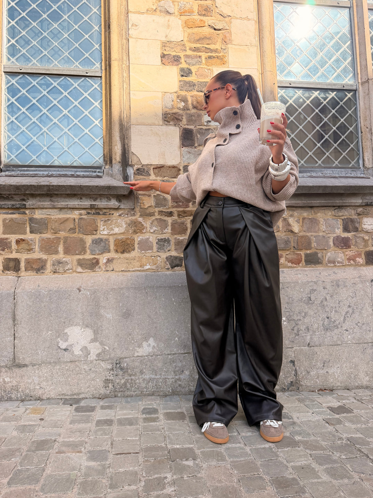 Pantalon simili cuir marron