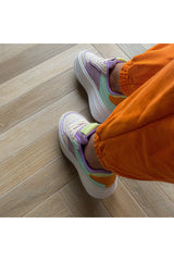 LIA Nude/Lilac sneakers.