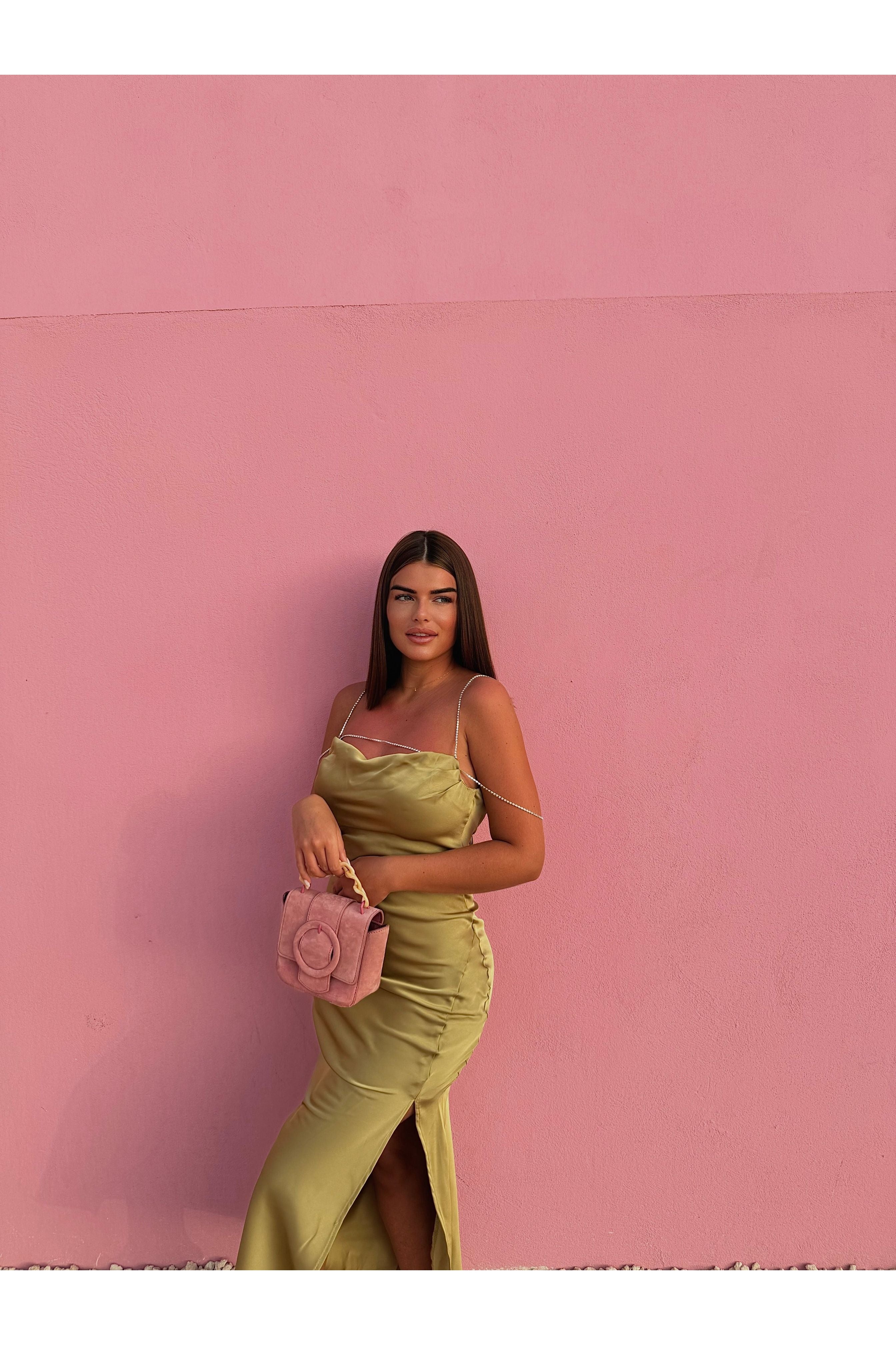 Robe Esther