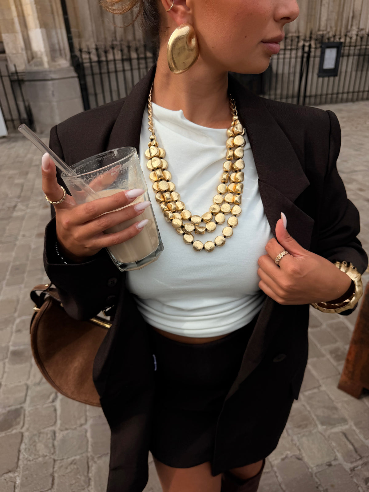 Collier Lora