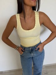 Top jaune beurre strass