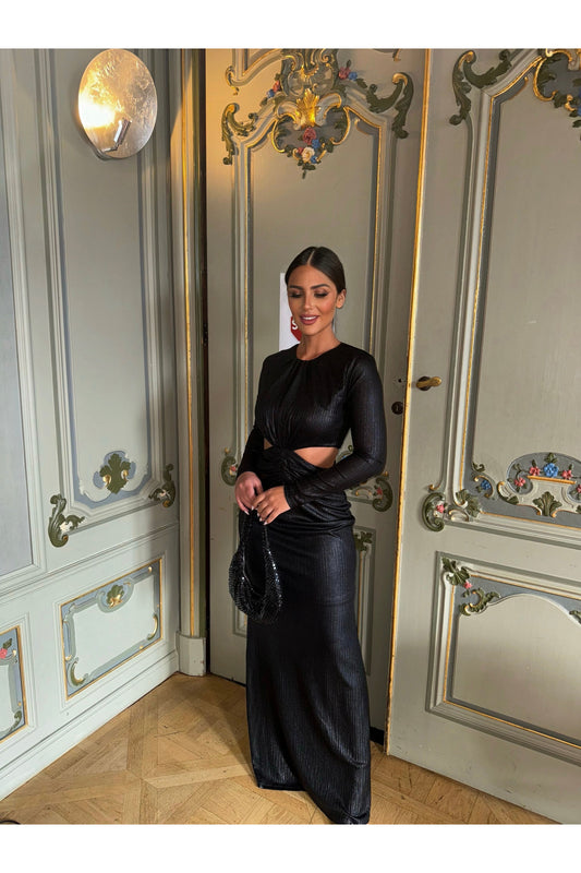 Schwarzes Sopo -Kleid