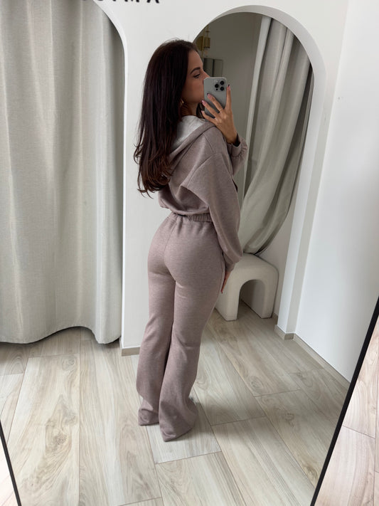 Ensemble dyla taupe