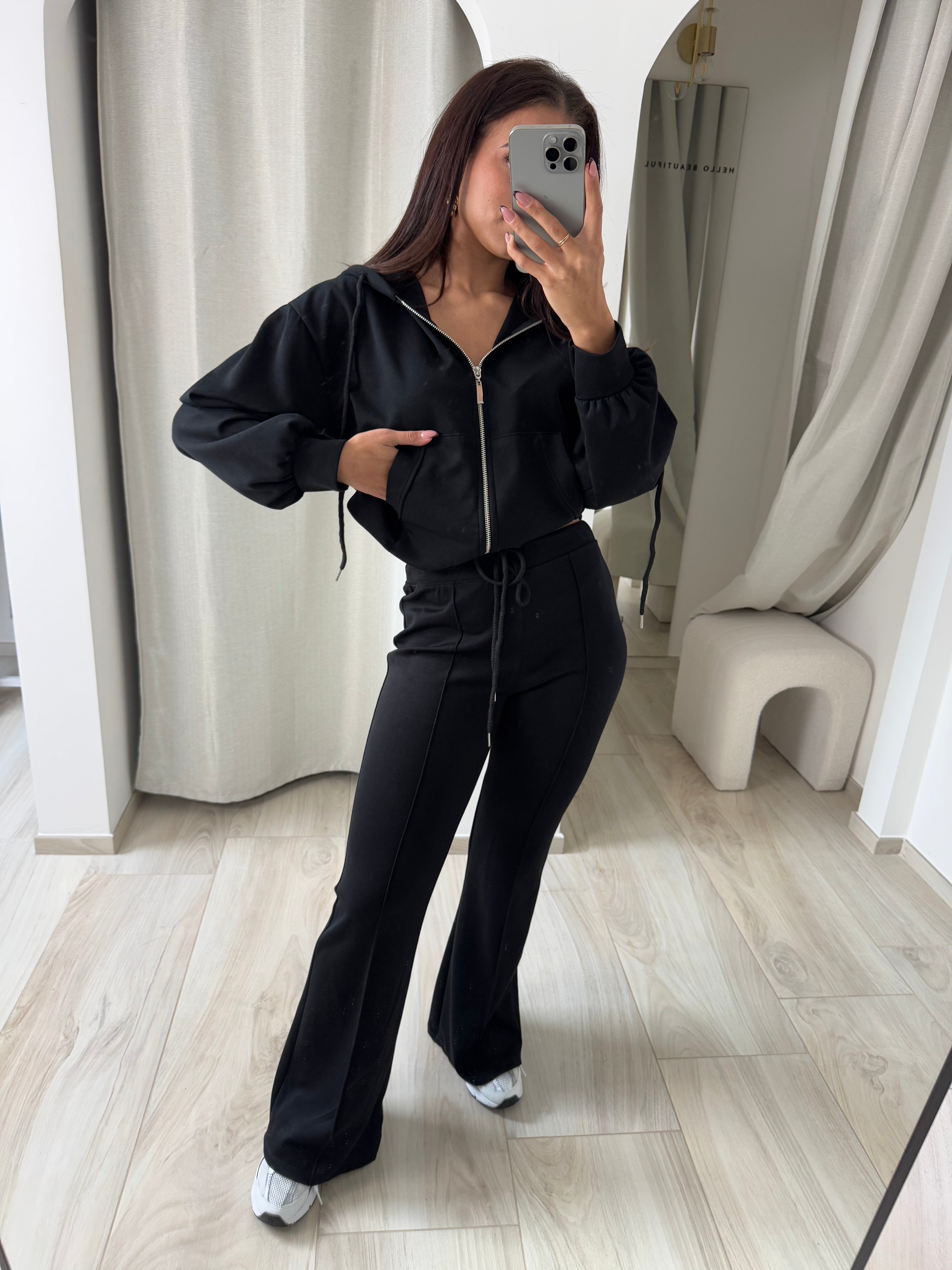Ensemble dyla noir