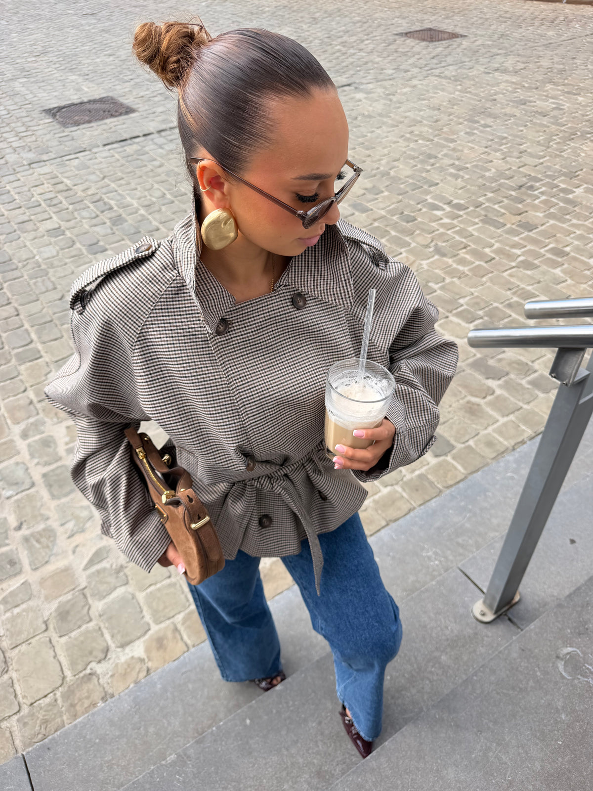 Veste Élira