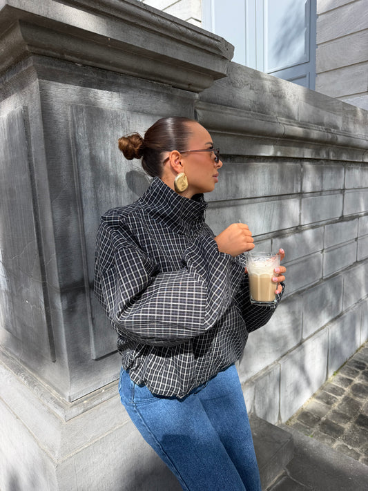 Veste Lirona