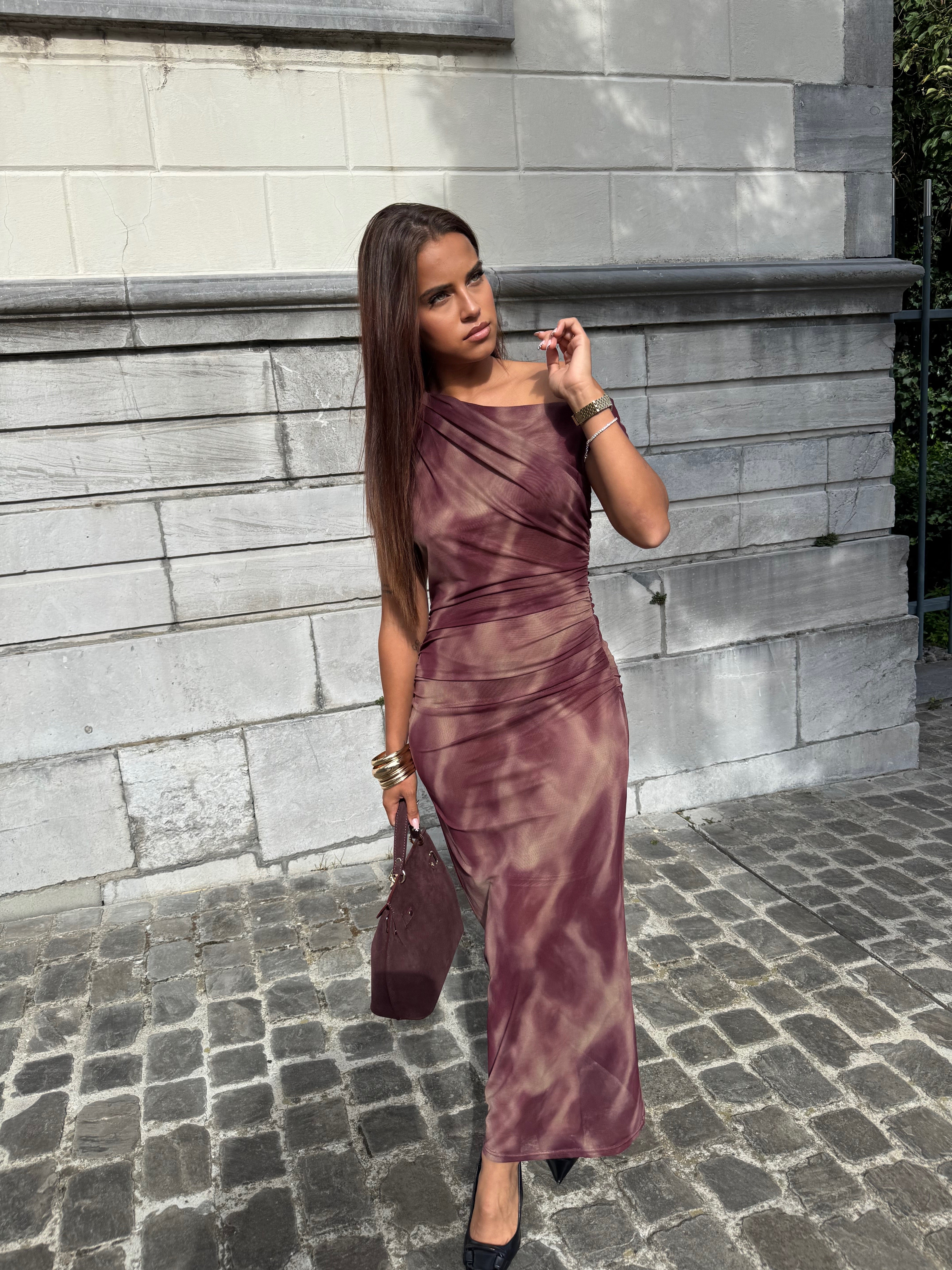 Robe néa