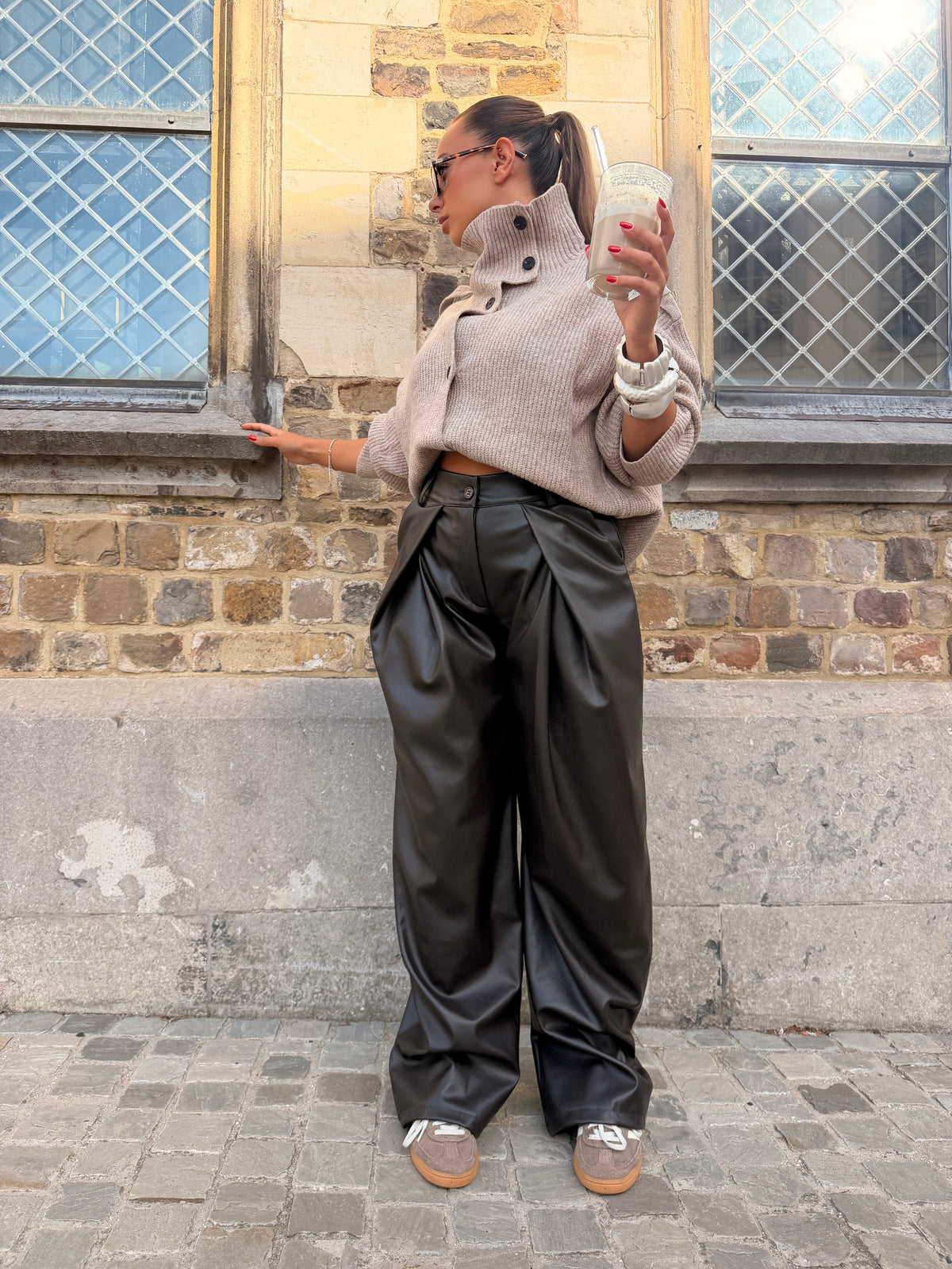 Pantalon simili cuir marron