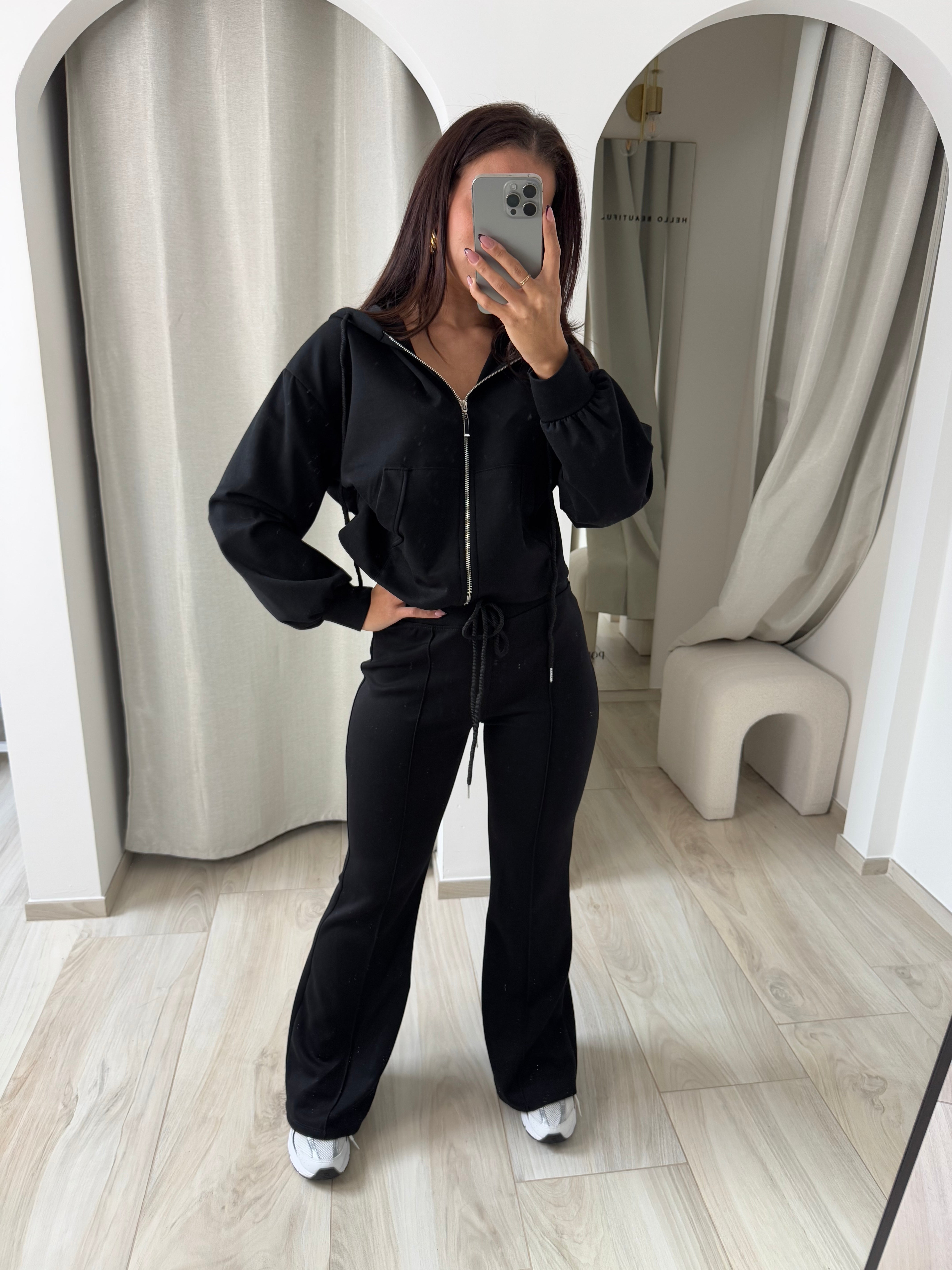 Ensemble dyla noir