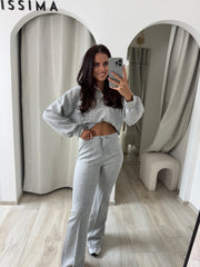 Ensemble dyla gris