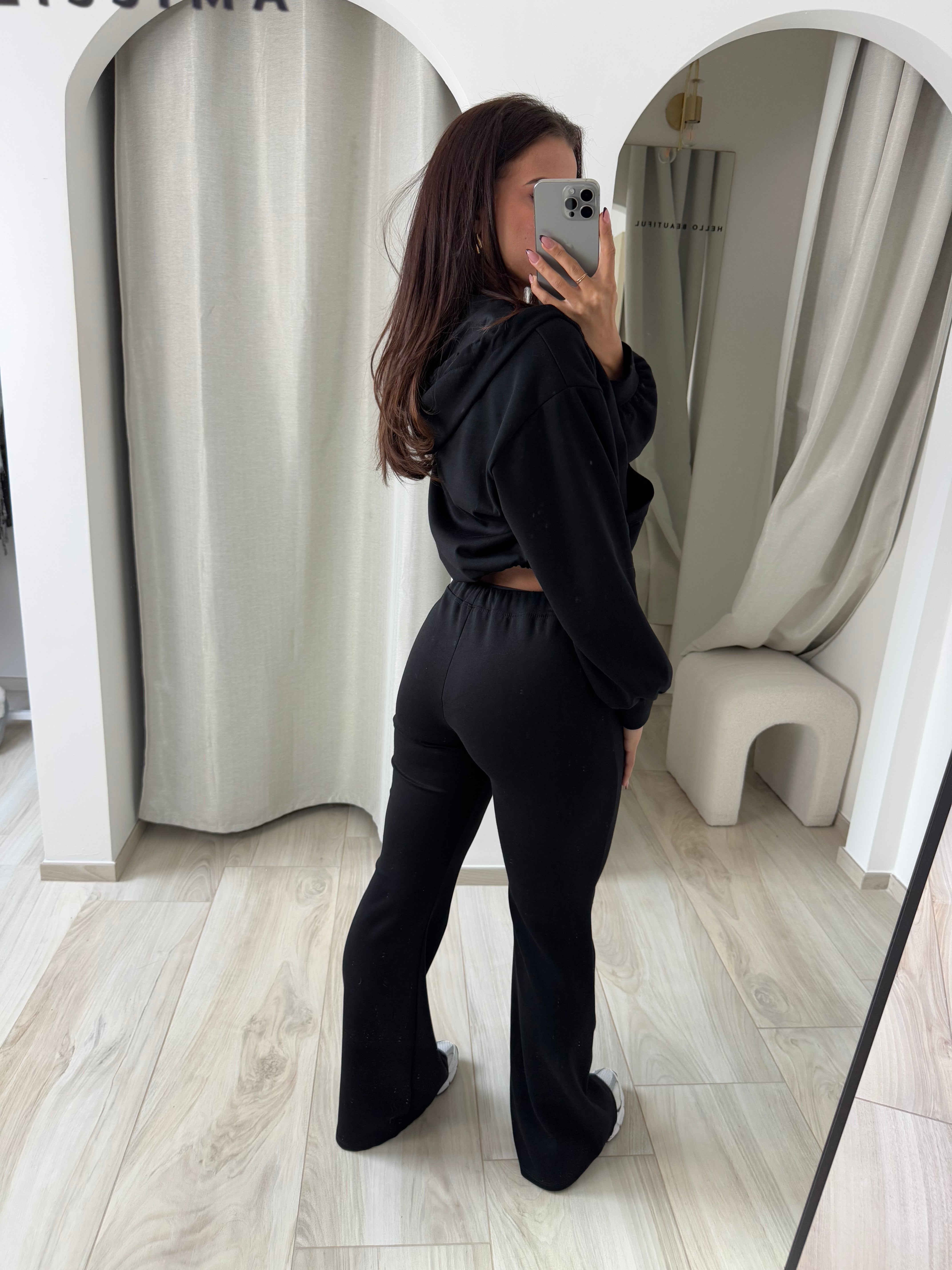 Ensemble dyla noir