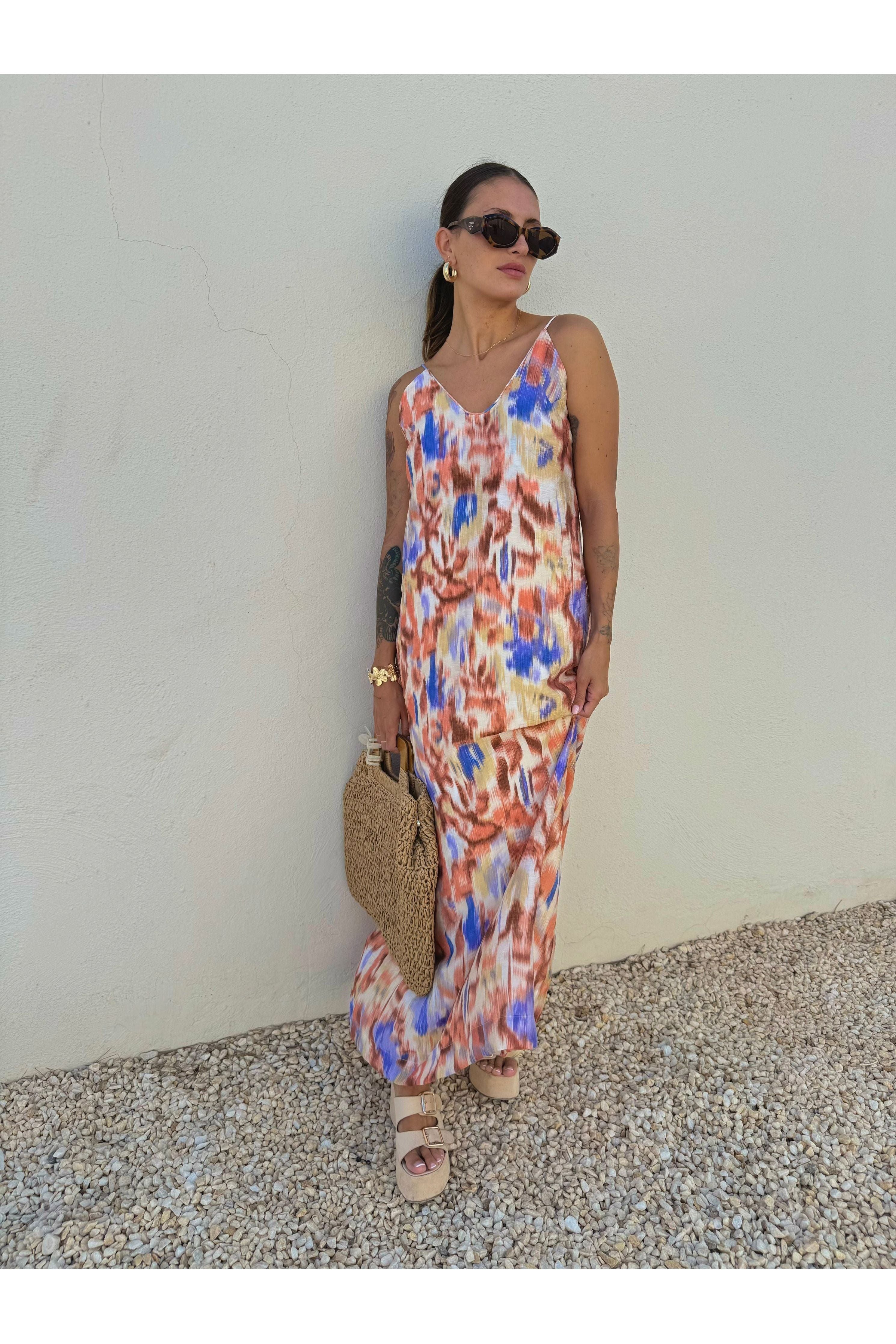 Robe Lily motifs