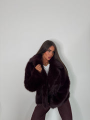 Manteau fourrure vegan bordeau