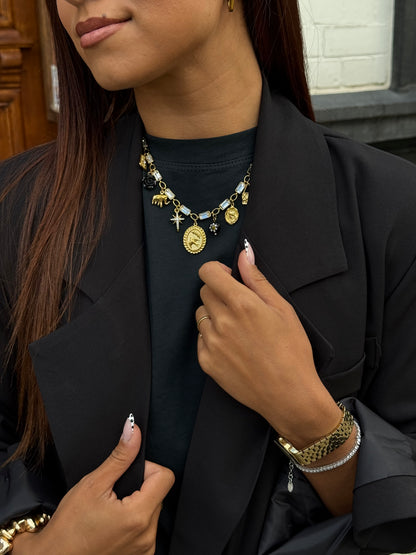 Collier mya