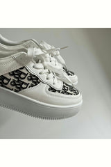 Larissa Sneakers