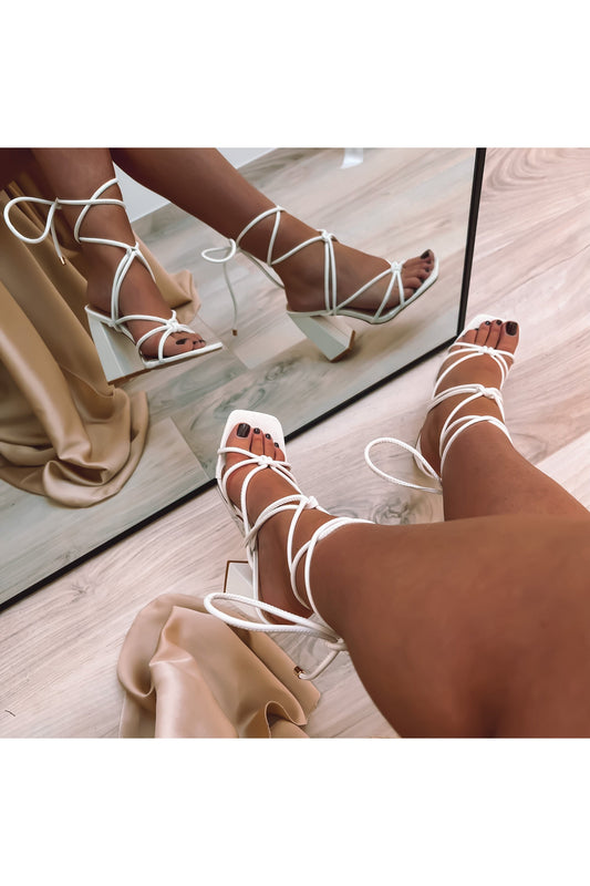 Valeria Heels